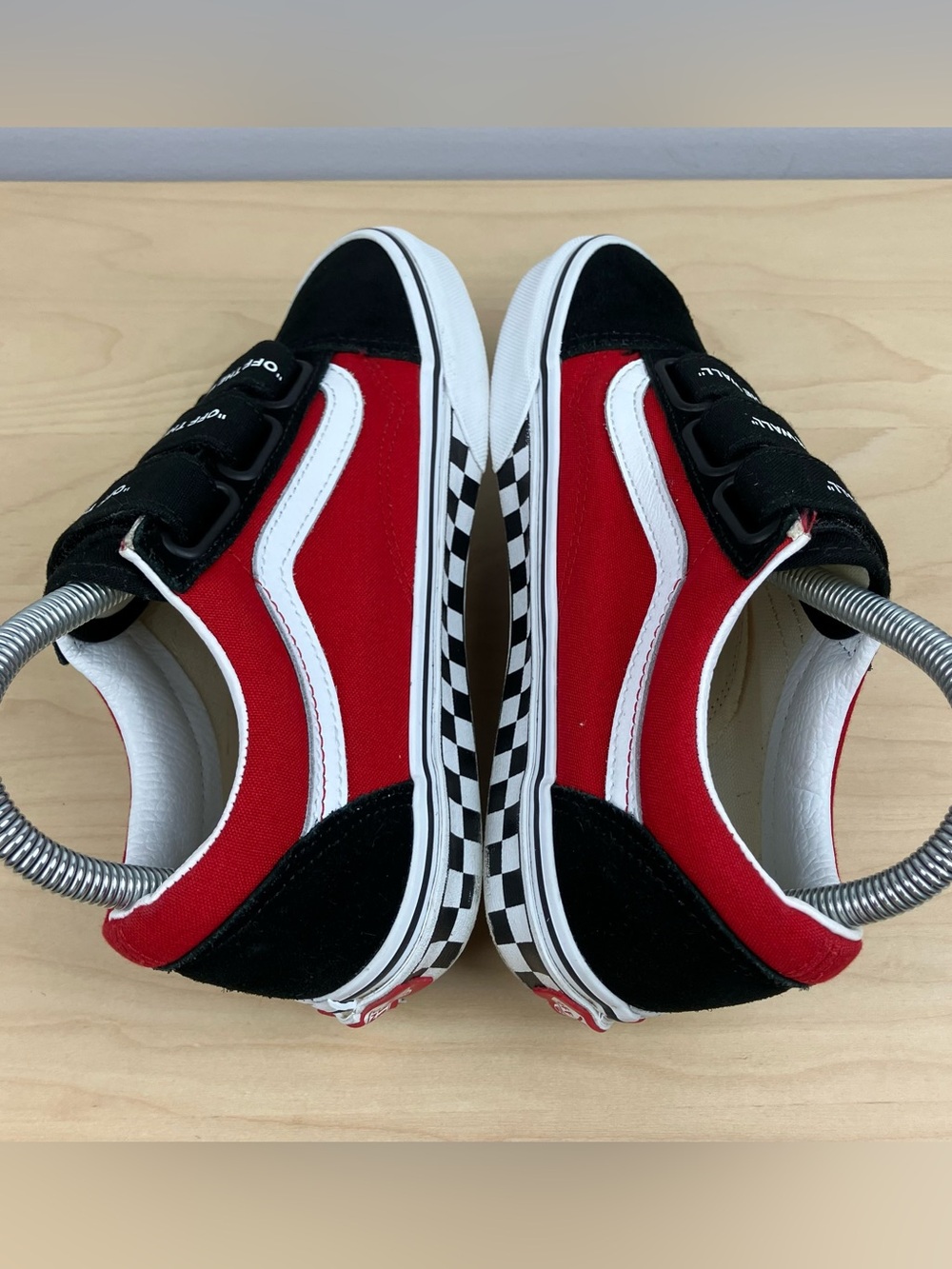 Vans Women’s Size 6.5 Old Skool V Straps Checkered Black Red White Skate Shoes - Picture 6 of 10